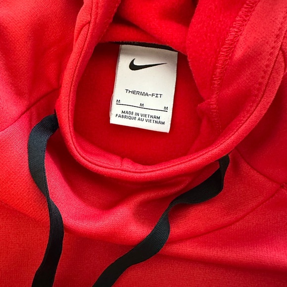 Mens red Nike therma-fit hoodie size medium great condition - Picture 2 of 2